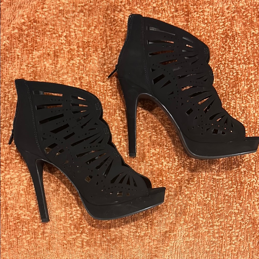 Black Stiletto Heels with Suede Cut-Out Design